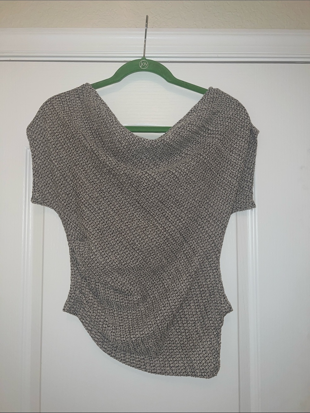 Cider Gray Textured Short-Sleeve Knit Top